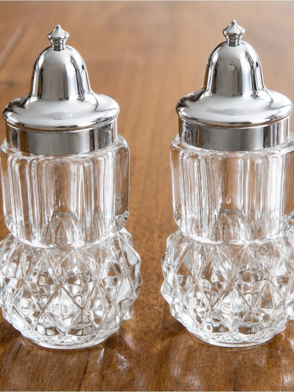 Crystal Glass Salt and Pepper Shakers with Silver Tops - Clear